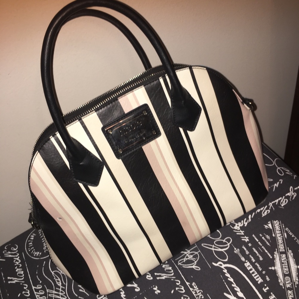 Nicole handbag
